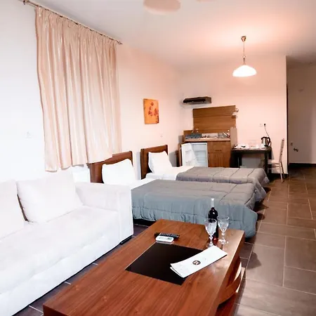 Hotel Melies Kokkinorrachi