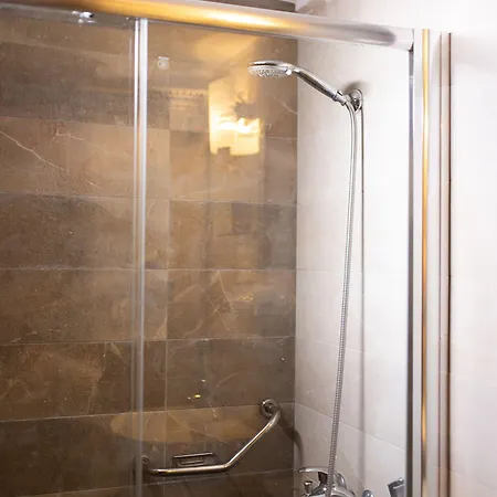 Melies 4* Kokkinorrachi