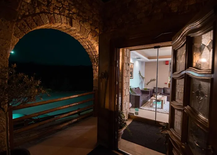 Melies 4* Κοκκινοράχη