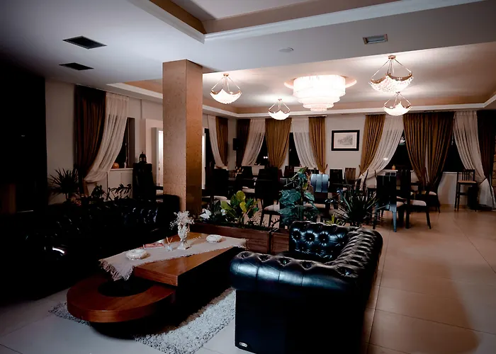 Melies 4* Kokinórahi